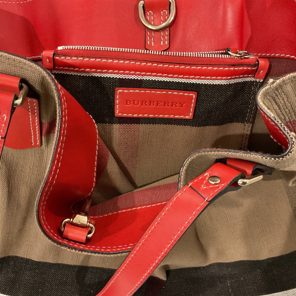 Burberry Canvas Check Medium Maidstone Tote - Picture 2 of 7